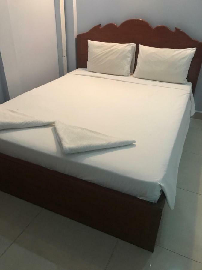 Khmer Village Guesthouse Phnom Penh Bagian luar foto